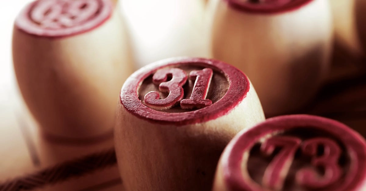 Математическое моделирование случайных процессов в игровых системах